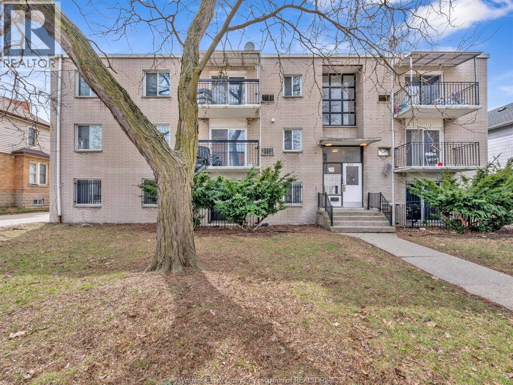 531 MILL STREET - 3