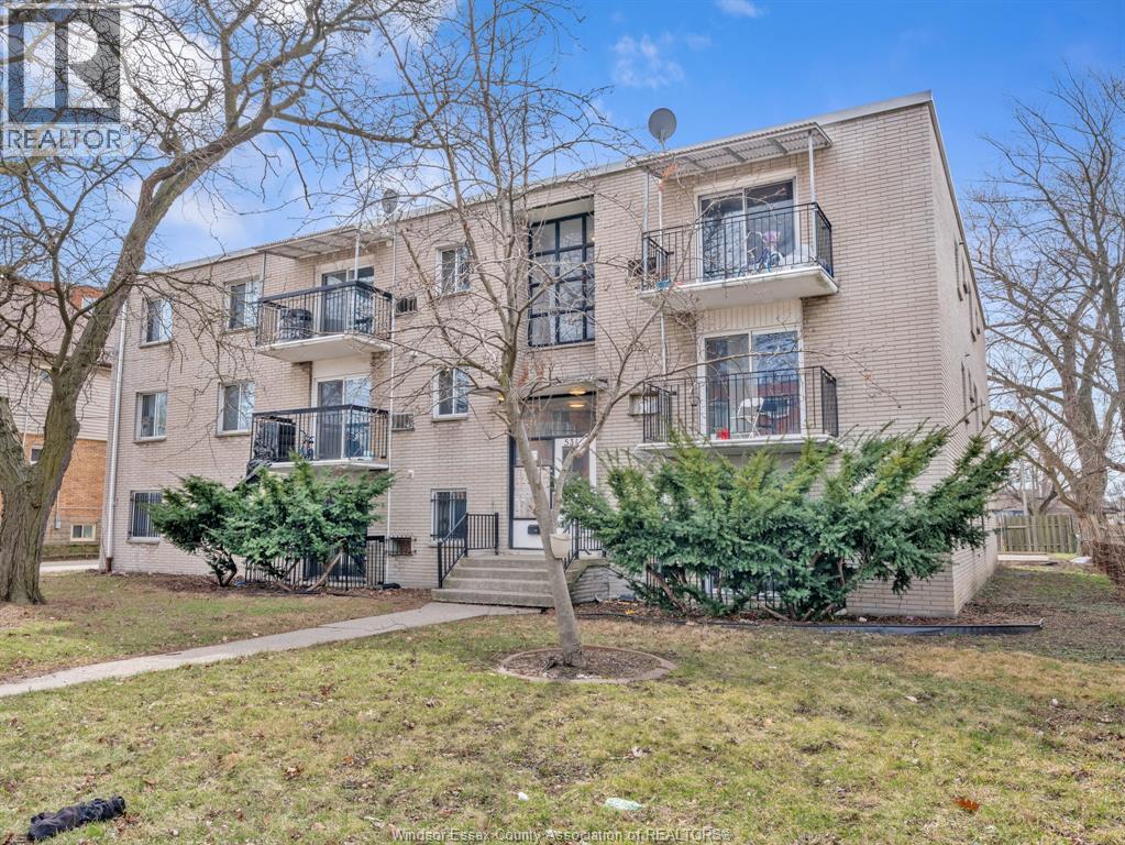 531 MILL STREET - 2