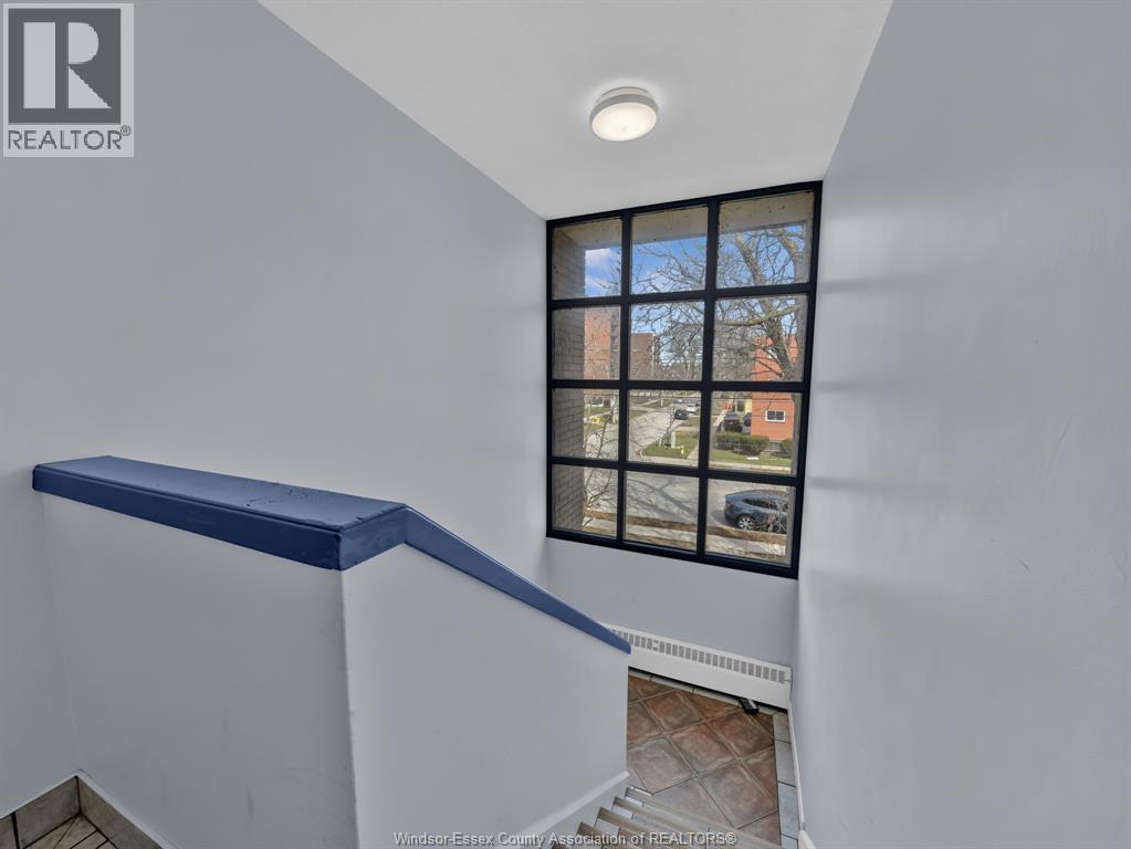 531 MILL STREET - 35