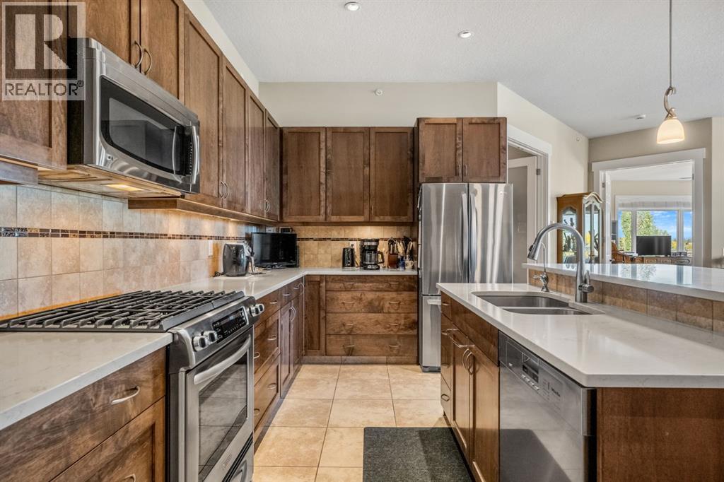4 Hemlock Crescent Southwest - Photo 9