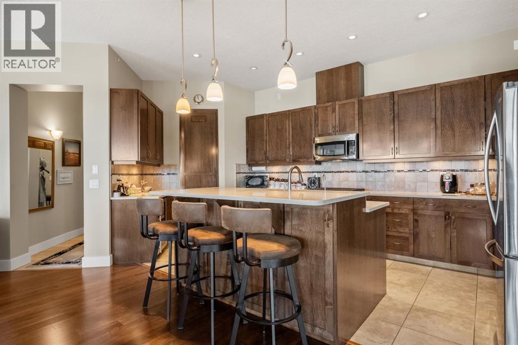 4 Hemlock Crescent Southwest - Photo 8