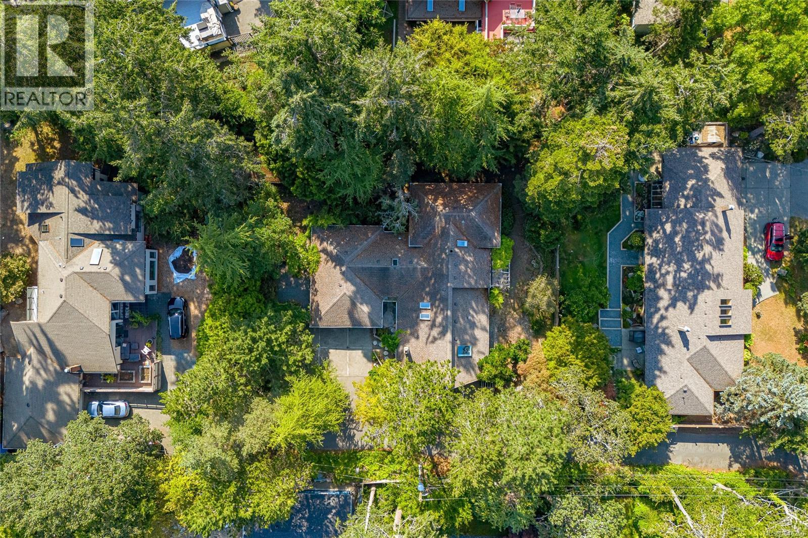  2680 Arbutus Road, Saanich