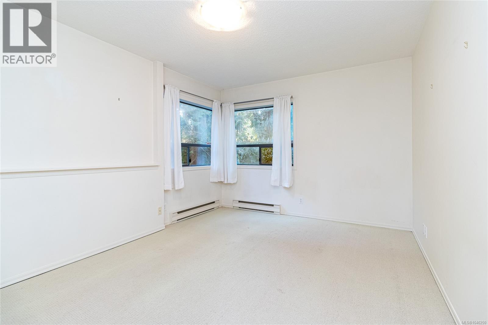  2680 Arbutus Road, Saanich