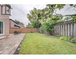 426 Parklane Road, Oakville, ON L6H4J5 Photo 45