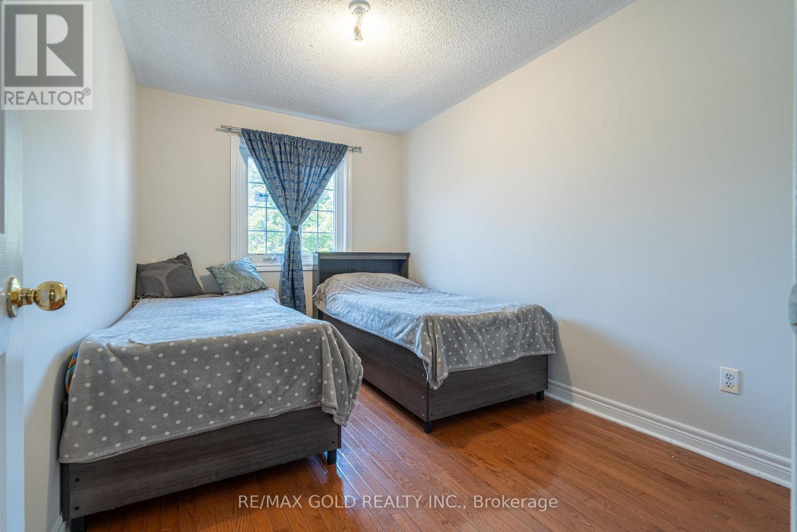 121 BIGHORN CRESCENT - 25
