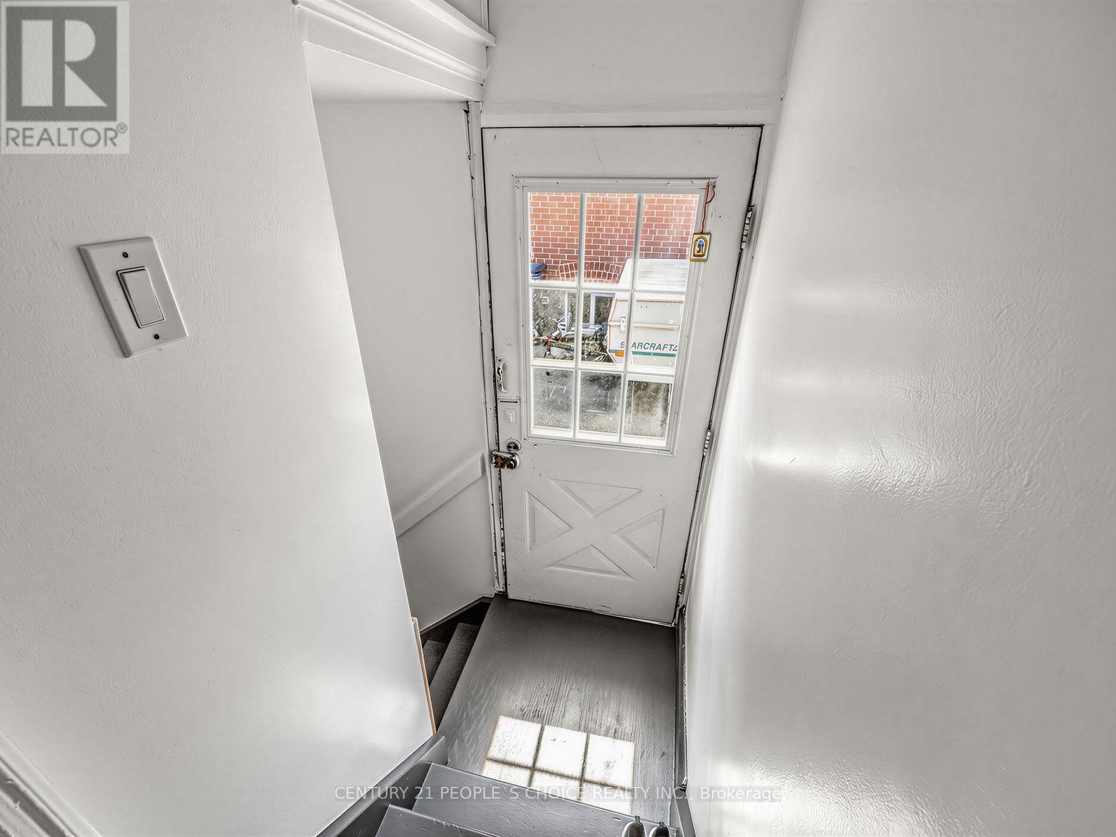 52 SEVENTEENTH STREET - 13
