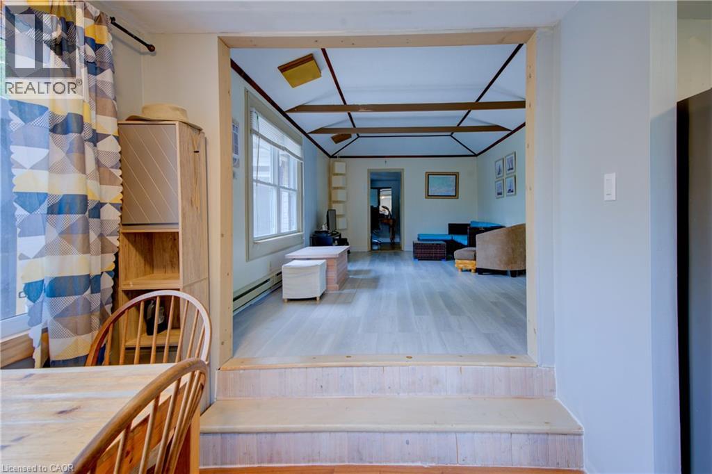 1180 GUIGUE Road - 28
