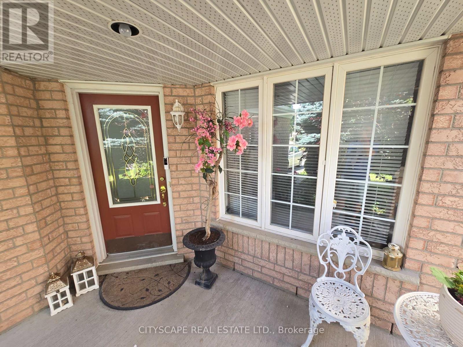 27 ADLER DRIVE S — photo 2