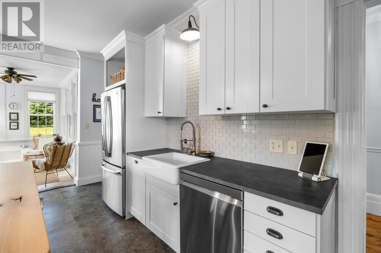 Thumbnail 28
