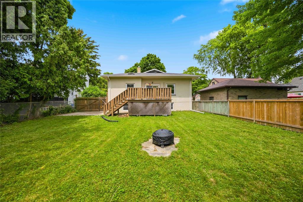 751 ROSS AVENUE - 8