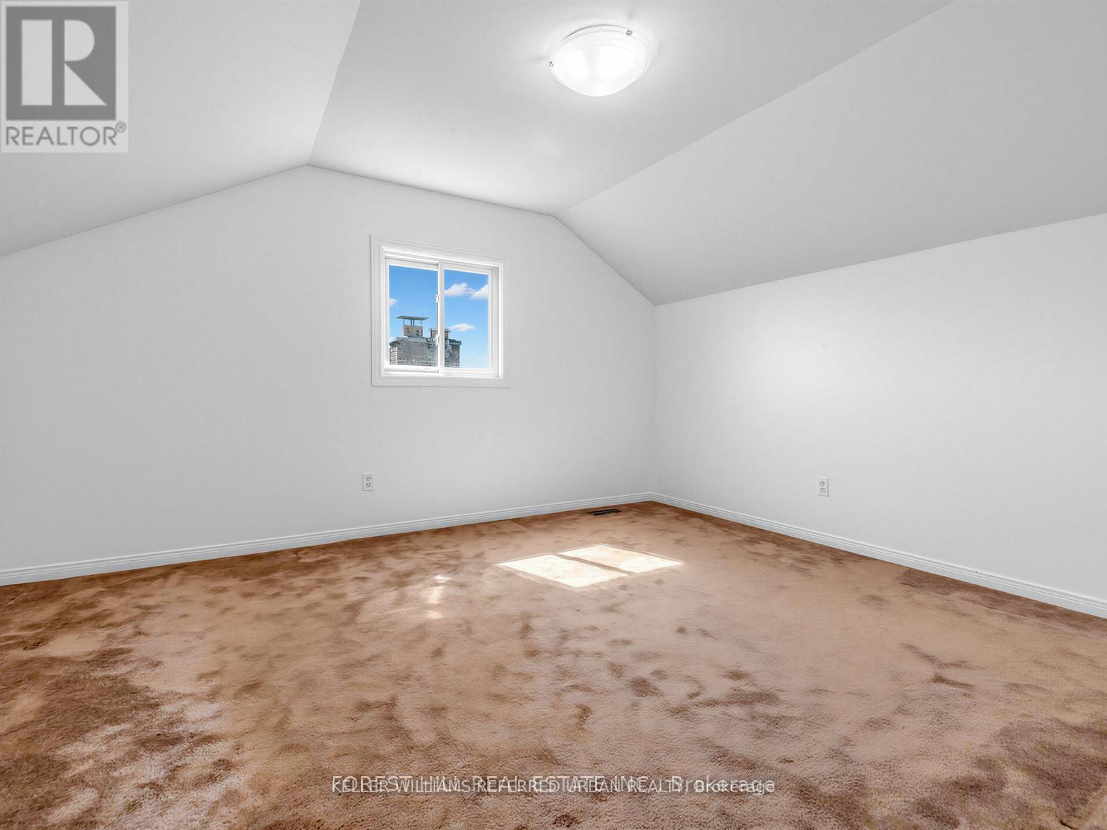 32 SADDLETREE DRIVE - 28