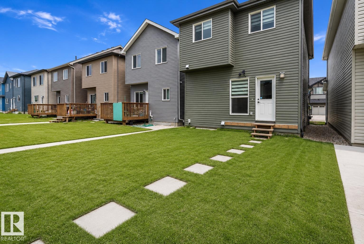 17818 70A ST NW - 32