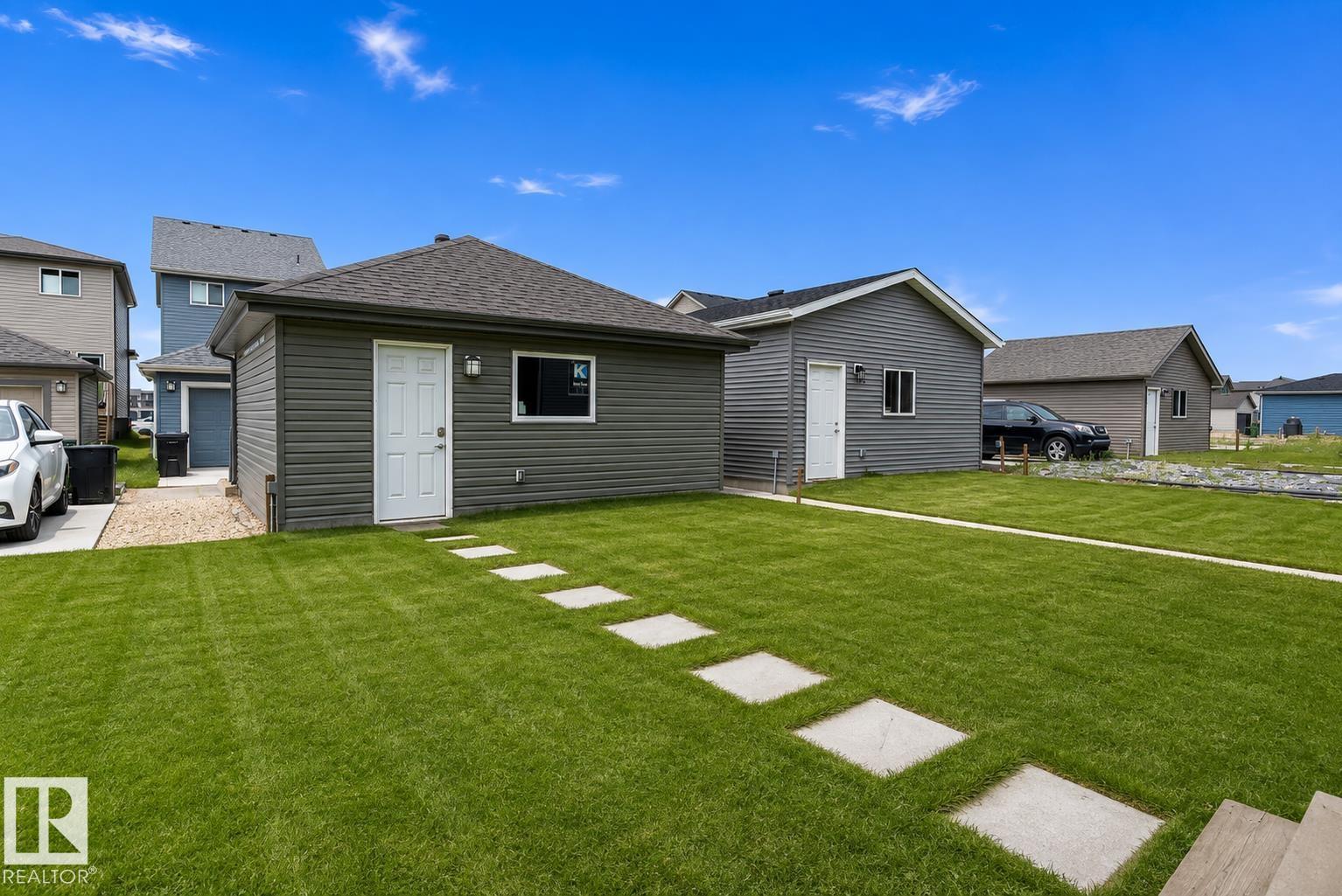 17818 70A ST NW - Image 33