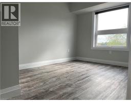 124 King Street Unit# 102, Delhi, ON N4B1X8 Photo 10
