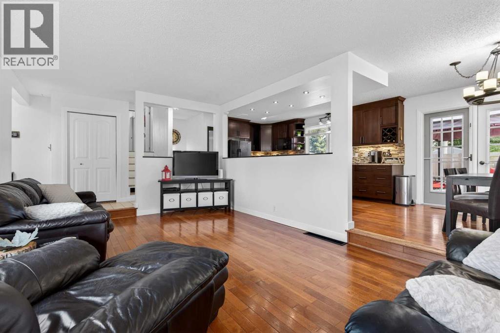 345 9 Street Southeast - Photo 10