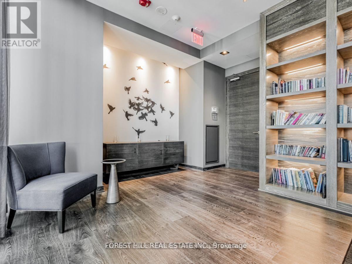 #505 1080 BAY STREET - Image 8