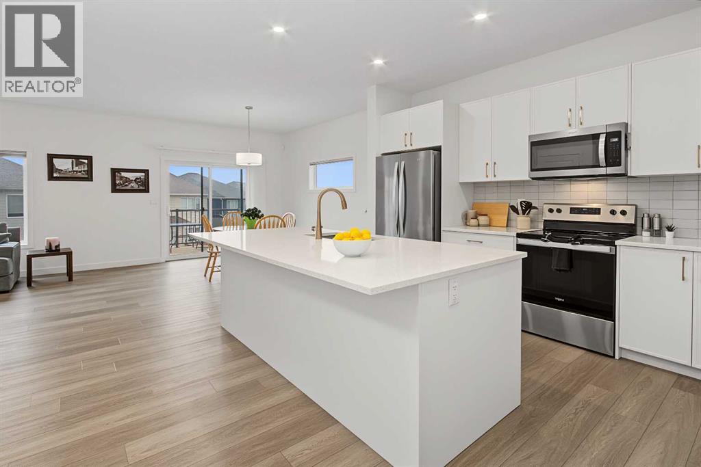 341 Baneberry Way SW, Wildflower, Airdrie photo 4