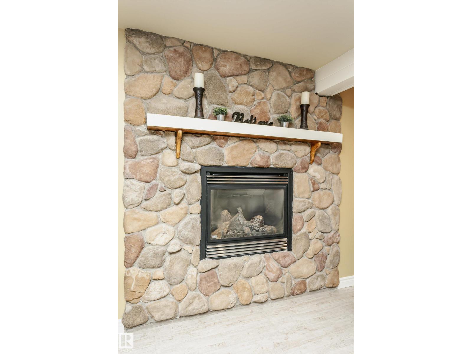 15104 42 AV NW - Image 20