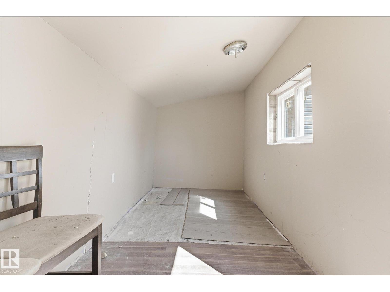4812 59 Street - Photo 32