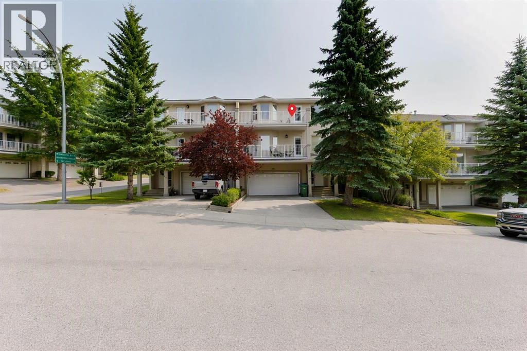 76 Sierra Morena Green SW, Signal Hill, Calgary photo 1