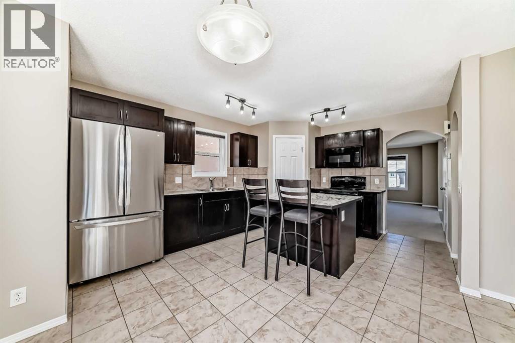 52 TARALAKE Street NE, Taradale, Calgary photo 5