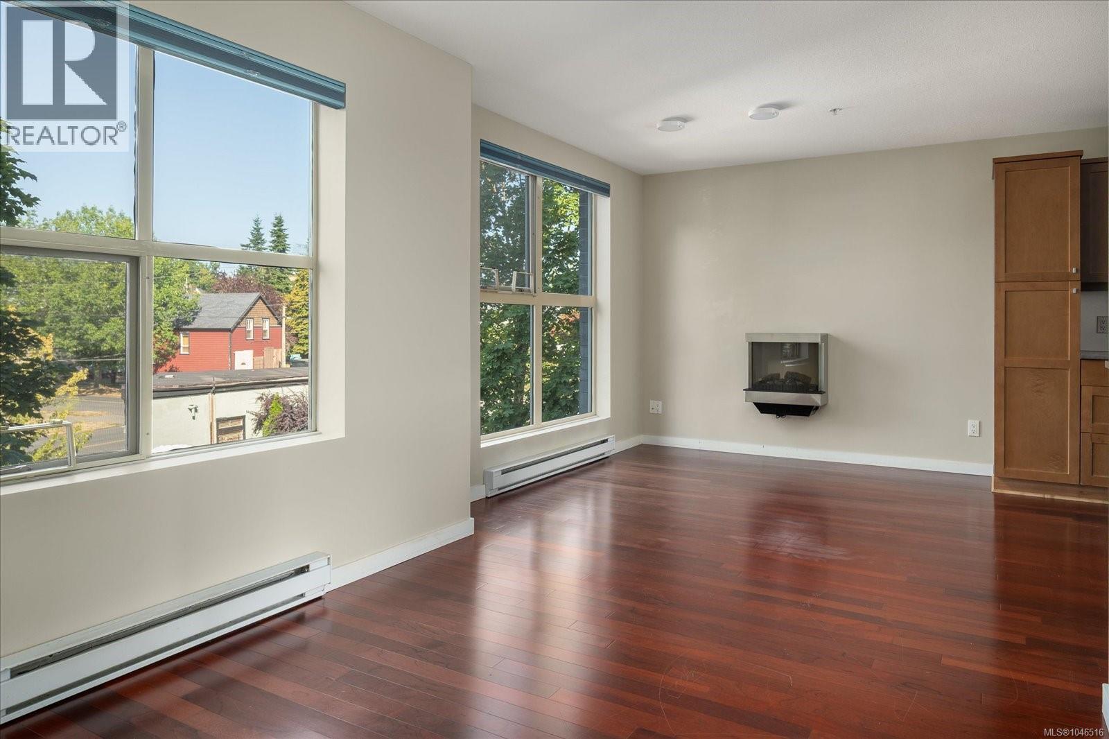 #316 555 Franklyn St - 12