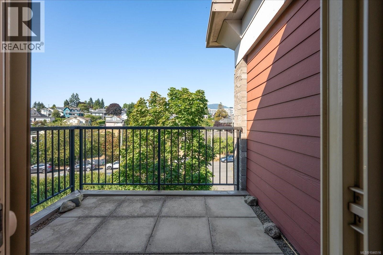#316 555 Franklyn St - 23