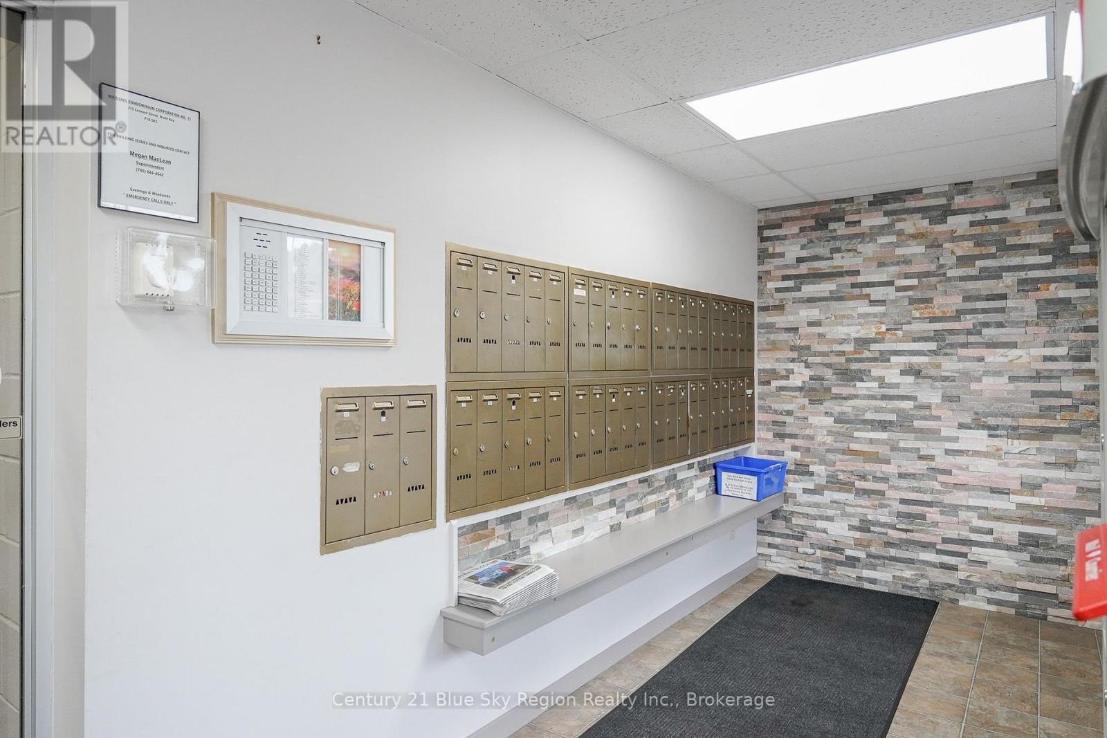 #306 213 LEONARD STREET - 5