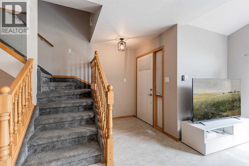 #502 165 South Ridge Drive SE - Image 4