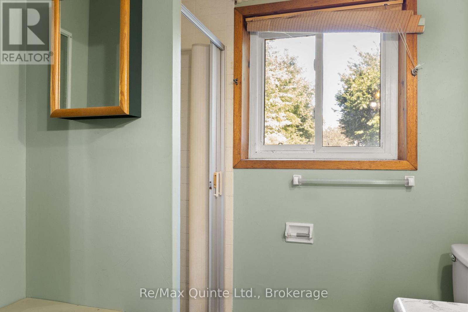 675 PALACE ROAD - Image 34