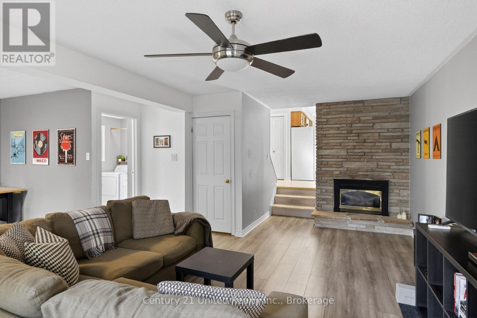 1169 DANITA BOULEVARD - Image 25