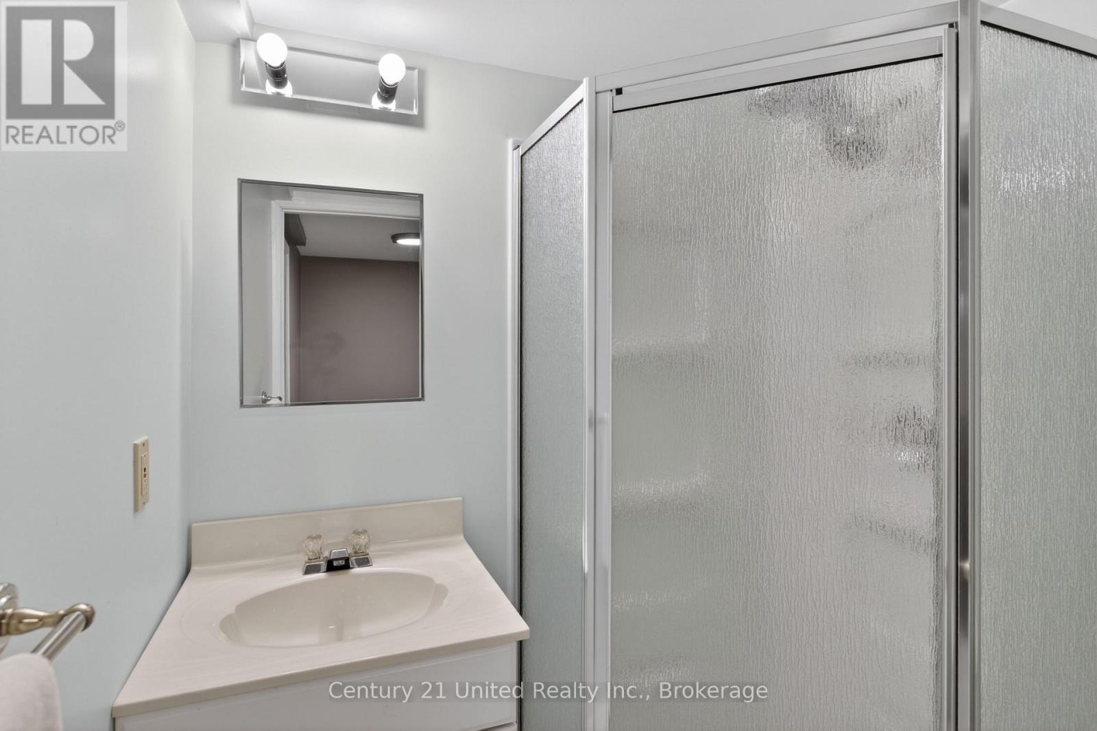 1169 DANITA BOULEVARD - Image 35