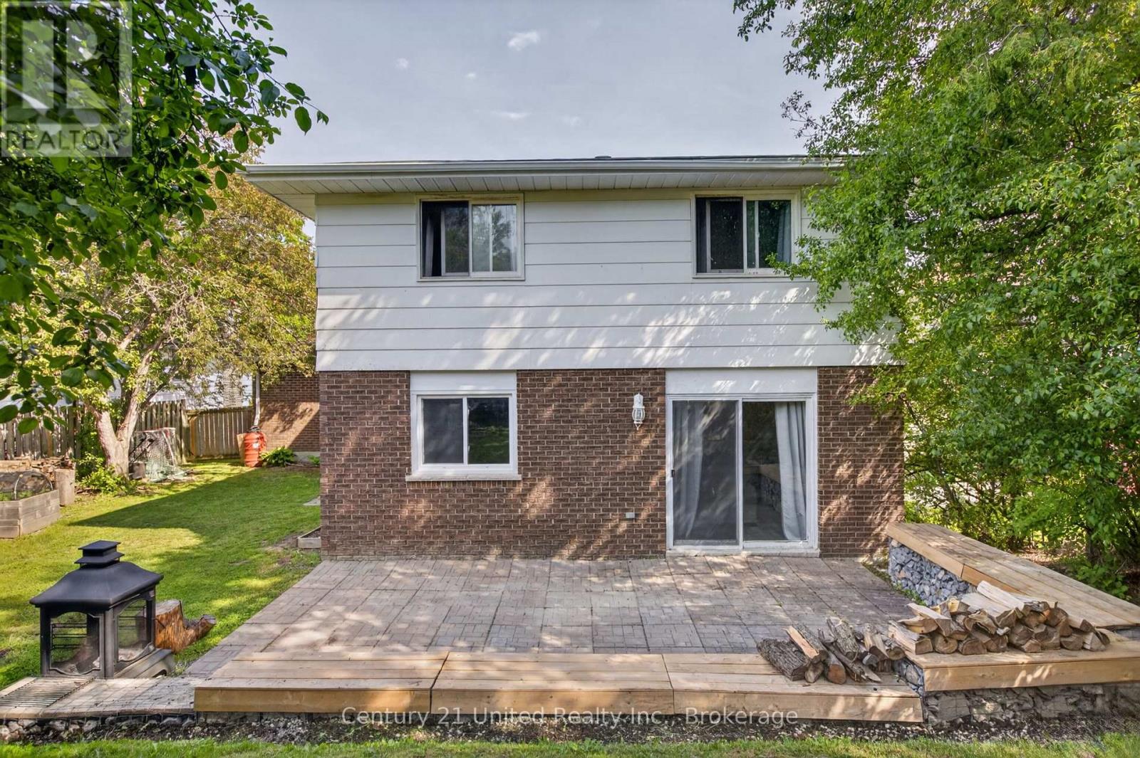 1169 DANITA BOULEVARD - Image 36