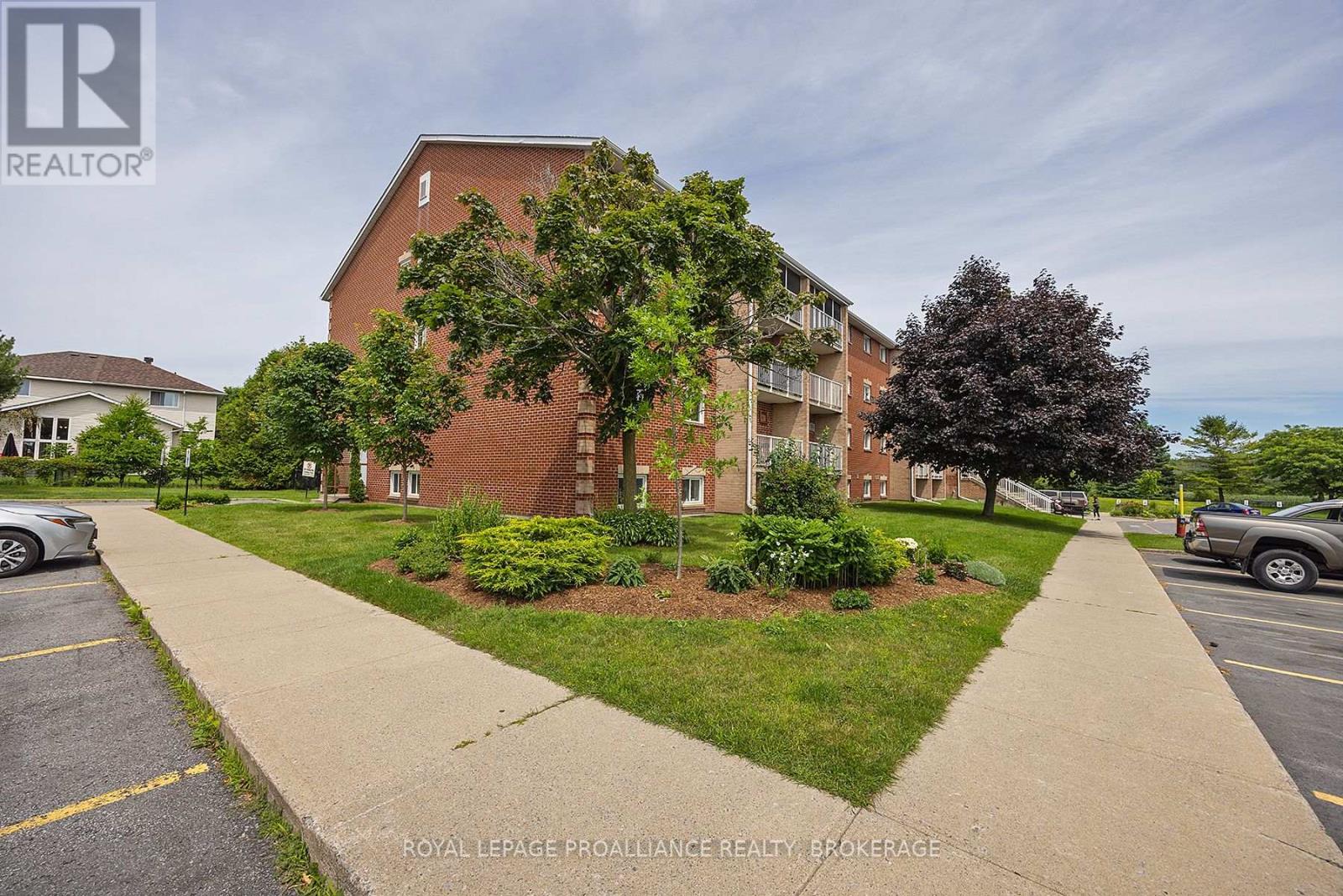 #201 580 ARMSTRONG ROAD - Image 13