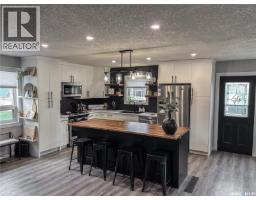 Storage - 812 Qu'appelle Street, Grenfell, SK S0G2B0 Photo 14