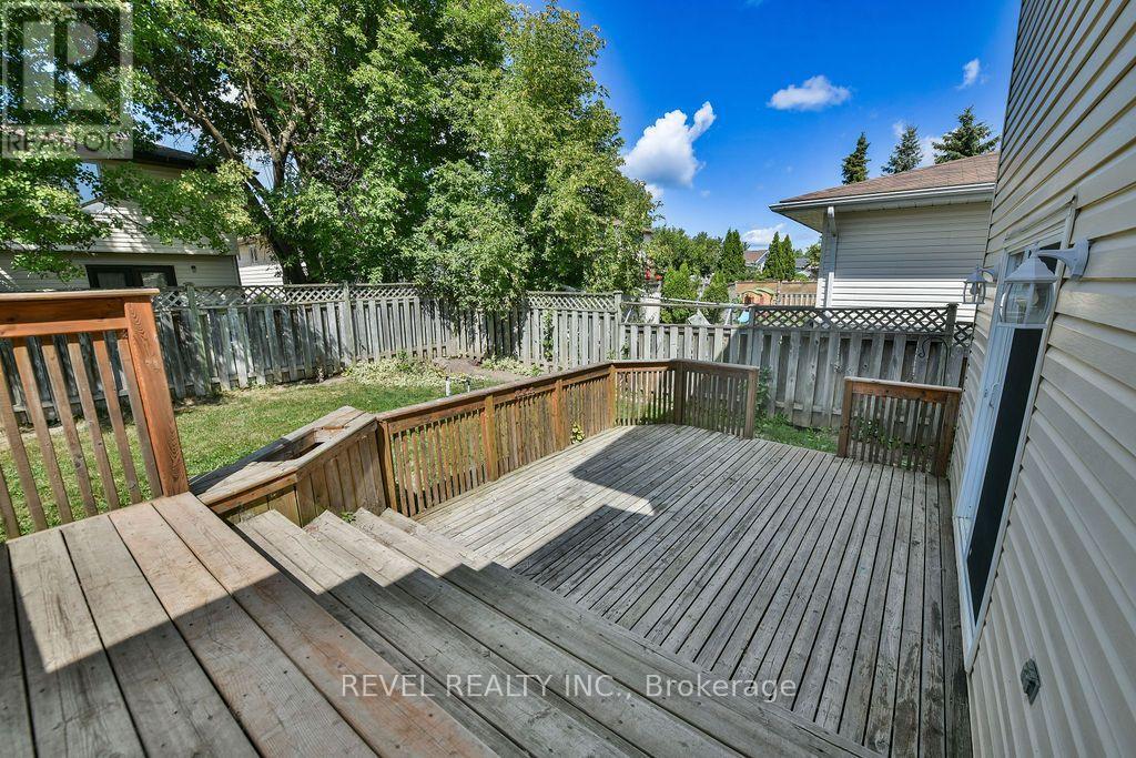 149 GIRDWOOD CRESCENT - 41