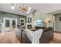 Bedroom 2 - 46003 Ivy Avenue, Sardis South, Chilliwack, BC V2R2C5 Photo 7