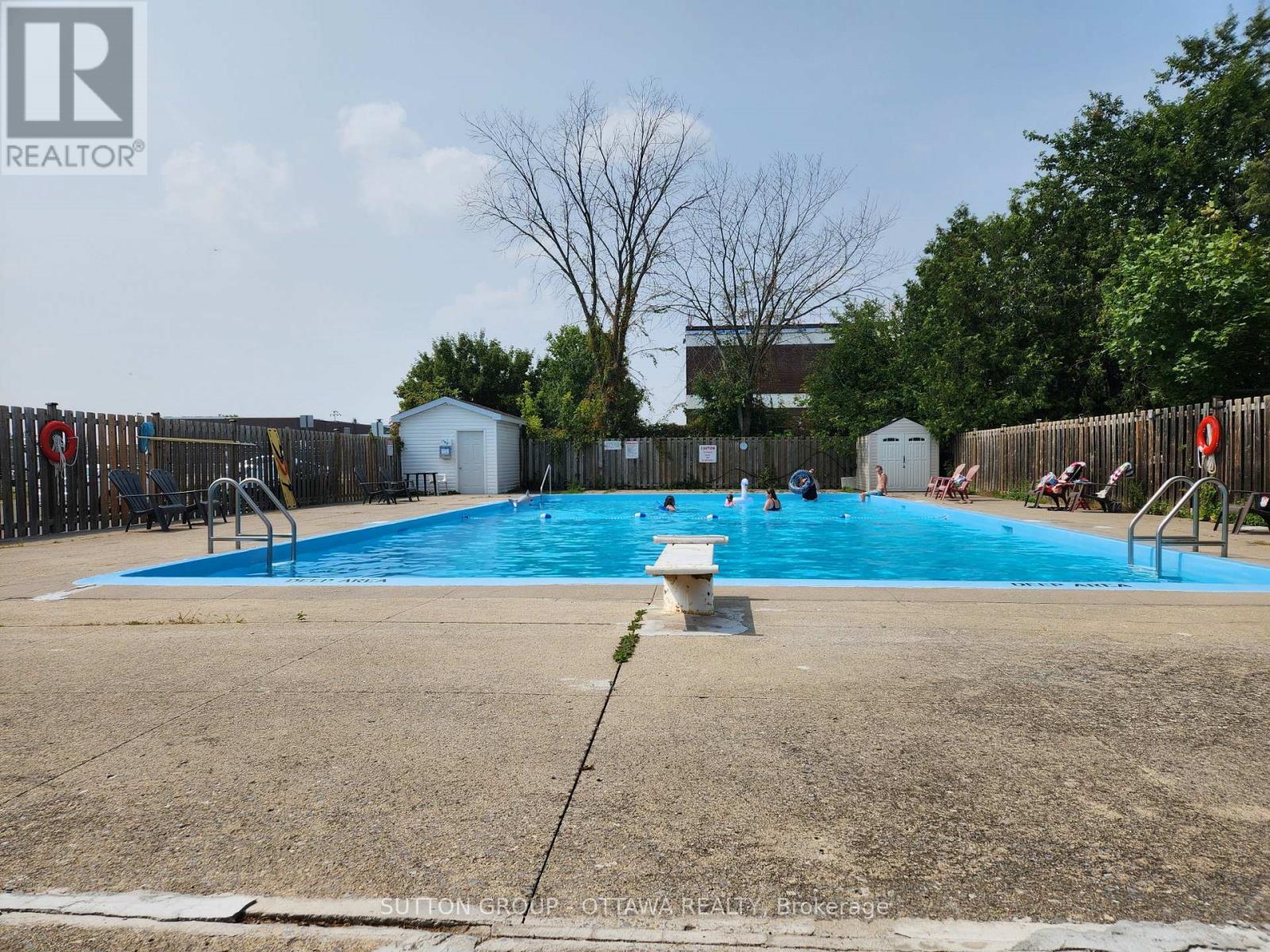 2 Bed, 1 Bath Apartment for Sale in Ottawa – 202A – 2044 ARROWSMITH DRIVE, Ottawa – MLS# X13666694 - Image 31