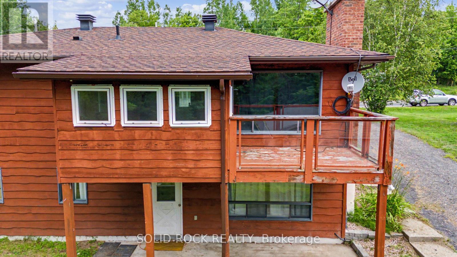 1372 VILLAGE ROAD - Image 40