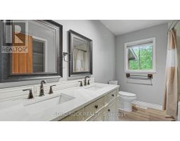 1372 Village Road, East Ferris, ON P0H1B0 Photo 17