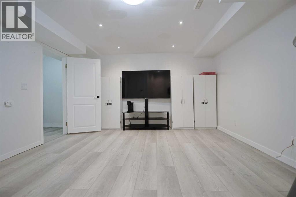 #205 310 Falconridge Crescent NE - Image 26