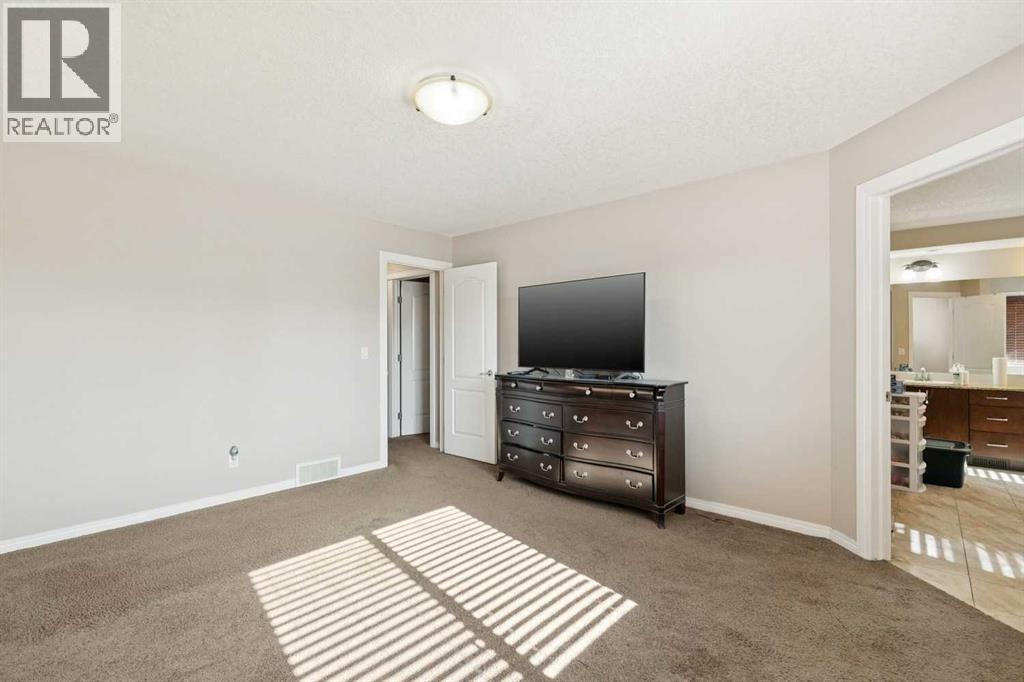 92 Cougar Ridge Close Southwest - Photo 22