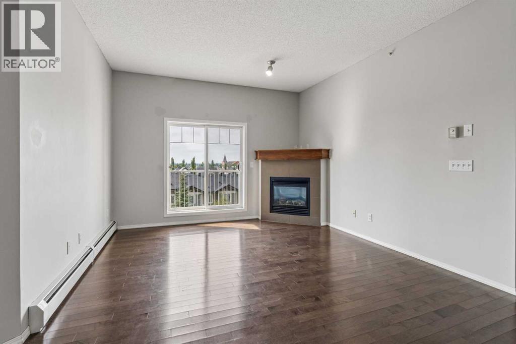 #4410 115 Prestwick Villas SE - 9