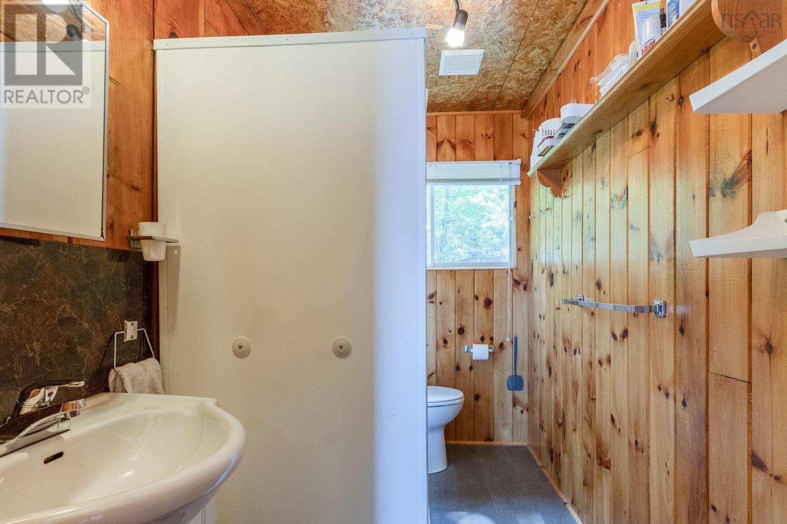 Property 28 of 44 of 40 Hide Away Lane