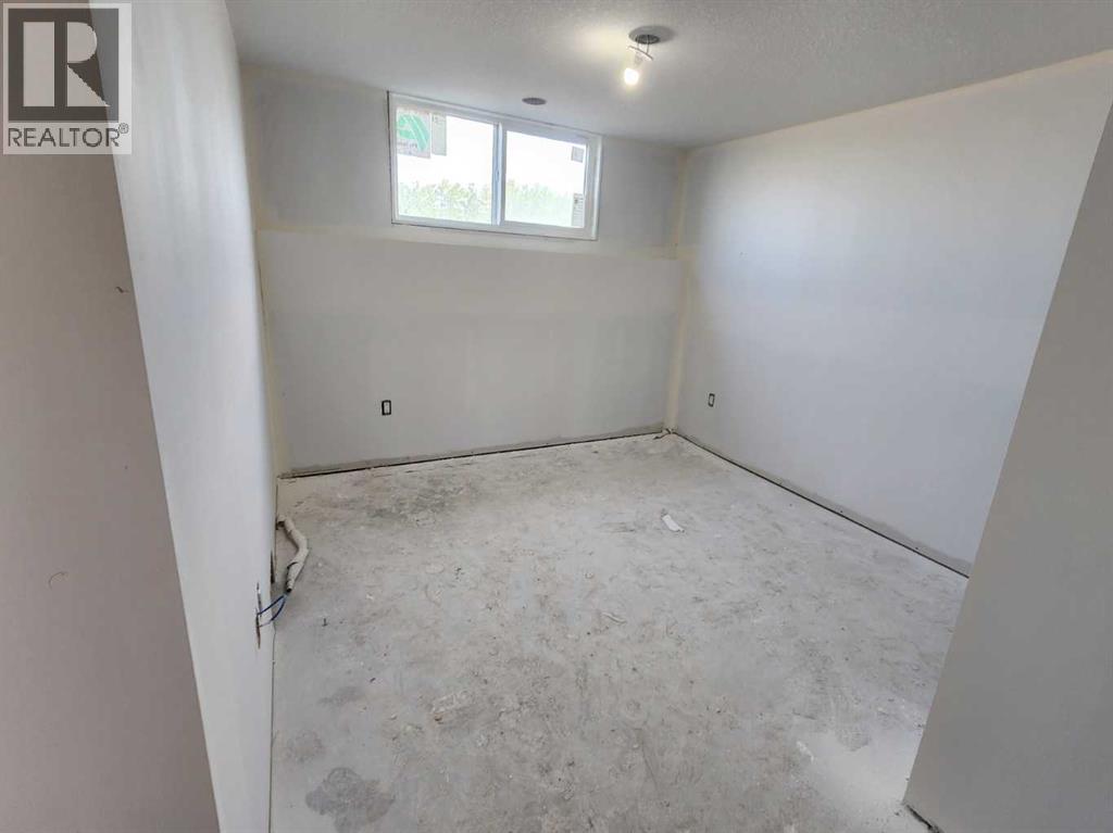 12914 87 Street - Photo 6