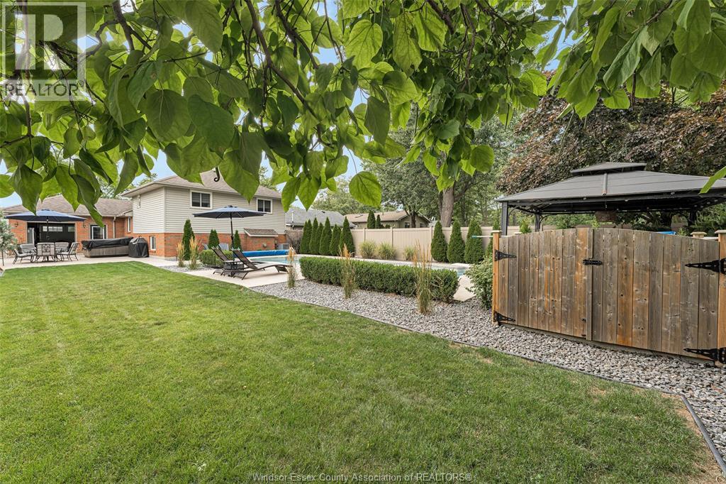 155 LANGTRY STREET - 35