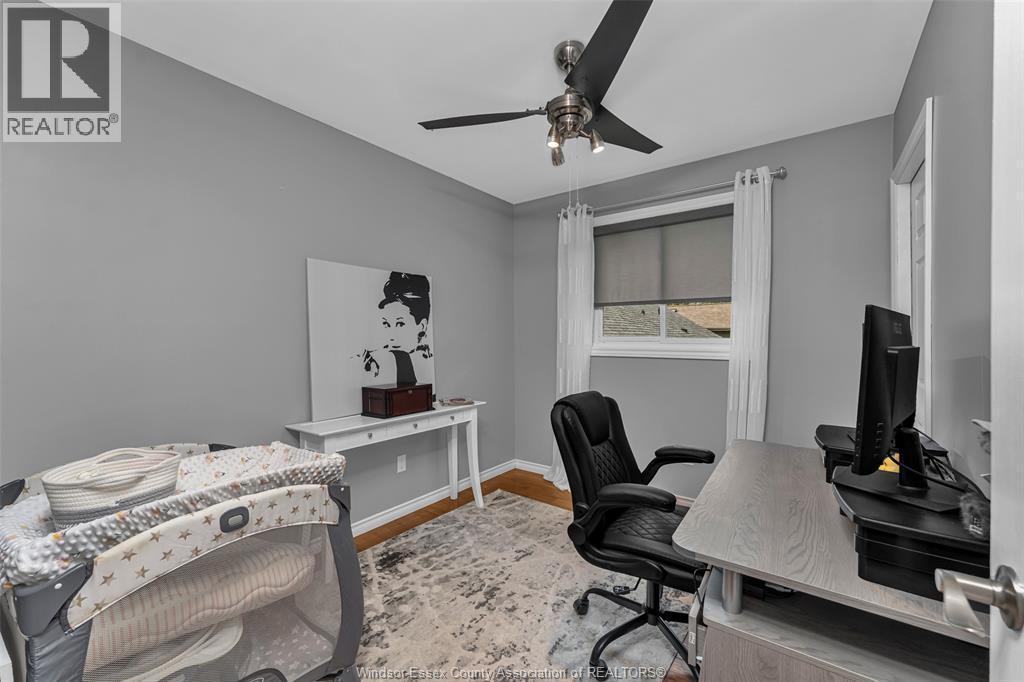 155 LANGTRY STREET - 19