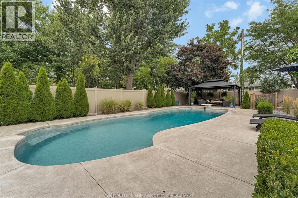 155 LANGTRY STREET - Image 31