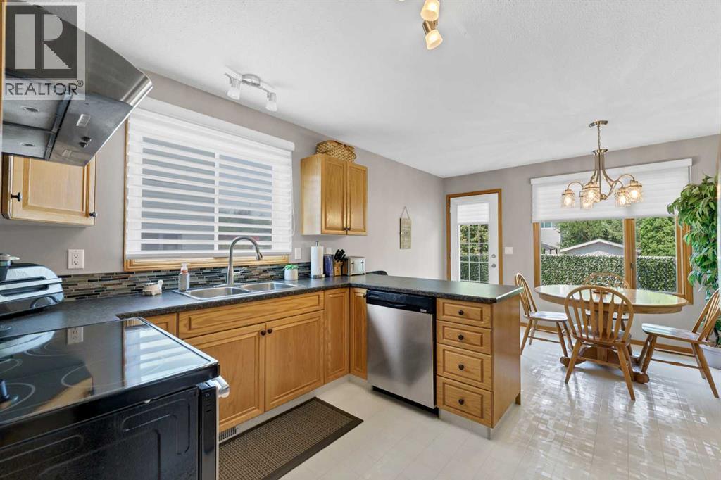 44 Prairie Drive Northeast - Photo 12
