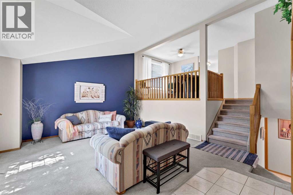 44 Prairie Drive Northeast - Photo 5